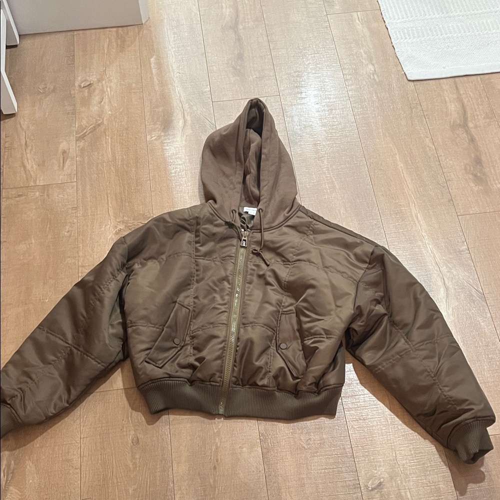Good American cropped Hooded Bomber Jacket size 3/4 large xl